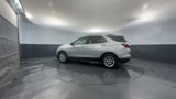 Used 2021 Chevrolet Equinox LT image 2