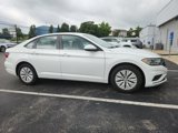 Used 2019 Volkswagen Jetta S image 2