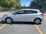 Used 2017 Kia Forte LX image 4