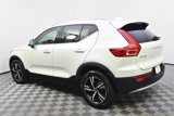 Used 2023 Volvo XC40 B5 Plus image 3