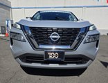Used 2022 Nissan Rogue SV image 2