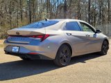 Used 2021 Hyundai Elantra SEL image 5