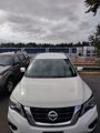 Used 2018 Nissan Pathfinder SV image 2