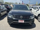 Used 2021 Volkswagen Tiguan SE image 2