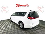 New 2025 Chrysler Pacifica Select w/ Uconnect Theater Family Group image 5