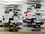 Used 2022 Chevrolet Trax LT w/ LT Convenience Package image 3