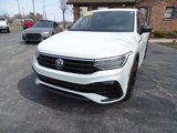 Used 2023 Volkswagen Tiguan SE R-Line image 2
