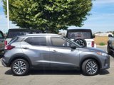 Used 2022 Nissan Kicks SV image 3