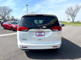 Used 2020 Chrysler Voyager LX image 5