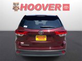 Used 2019 Toyota Highlander LE image 3