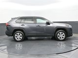 Used 2022 Toyota RAV4 LE image 2