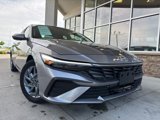 Used 2024 Hyundai Elantra SEL image 2