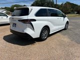 Used 2024 Toyota Sienna LE image 6