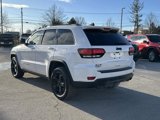 Used 2020 Jeep Grand Cherokee Laredo image 5