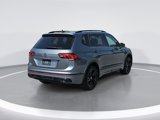 Certified 2024 Volkswagen Tiguan SE R-Line image 3