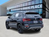 Used 2022 Volkswagen Taos SE image 4