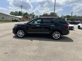 Used 2014 Ford Explorer XLT w/ Equipment Group 202A image 5