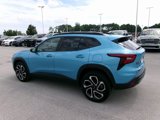 Used 2025 Chevrolet Trax RS w/ Sunroof Package image 3