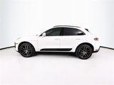Certified 2024 Porsche Macan image 2