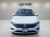 Used 2019 Volkswagen Jetta SE image 2