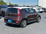 Used 2017 Kia Soul + image 2