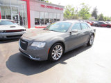 Used 2019 Chrysler 300 Limited w/ Safetytec Plus Group image 2