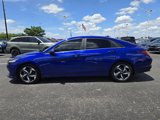 Used 2023 Hyundai Elantra Limited image 4