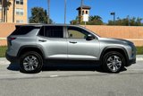 New 2025 Chevrolet Equinox LT image 4