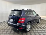 Used 2011 Mercedes-Benz GLK 350 4MATIC image 3