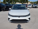 New 2025 Volkswagen Jetta SE image 3