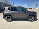 Used 2016 Jeep Renegade Latitude w/ Cold Weather Group image 5