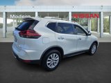 Used 2020 Nissan Rogue SV image 4