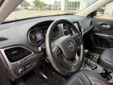 Used 2019 Jeep Cherokee Limited image 2