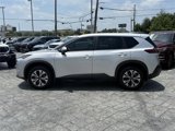 Used 2022 Nissan Rogue SV image 4
