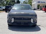 New 2025 Hyundai Kona SE image 2