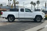 Used 2016 Toyota Tacoma TRD Sport image 3