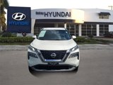 Used 2023 Nissan Rogue SV image 2