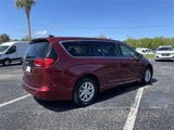 Used 2022 Chrysler Voyager LX image 4