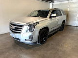 Used 2019 Cadillac Escalade Luxury image 3