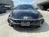 Used 2024 Hyundai Elantra SEL image 2