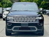 Used 2017 Jeep Grand Cherokee Limited image 2