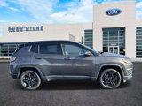 Used 2018 Jeep Compass Latitude image 2
