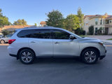 Used 2018 Nissan Pathfinder S image 6