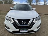 Used 2017 Nissan Rogue SV w/ SV Premium Package image 2