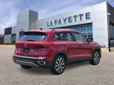 Used 2022 Volkswagen Taos SE image 3