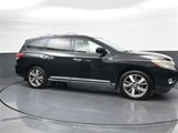 Used 2015 Nissan Pathfinder Platinum image 3