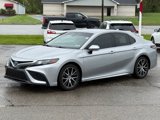 Used 2022 Toyota Camry SE image 2