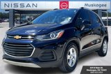 Used 2022 Chevrolet Trax LT w/ LT Convenience Package image 3