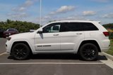 Used 2020 Jeep Grand Cherokee Altitude image 2