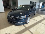 Used 2018 Volkswagen Passat 2.0T SE image 3